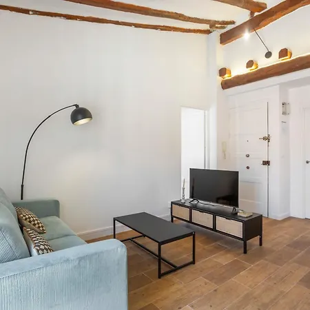 Vintage & Modern Old Town Apartment Alcoy